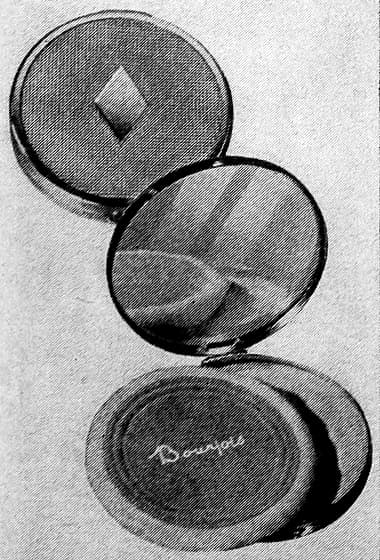 1951 Bourjois Evening in Paris Satin Finish Compact