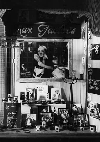 1933 Max Factor window display