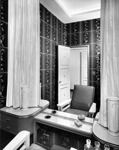 1931 Treatment room