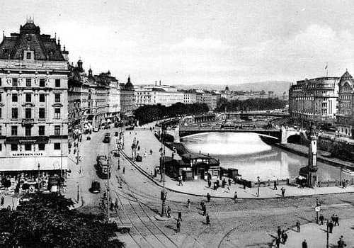 1929 Marienbrucke bridge and Dianabad