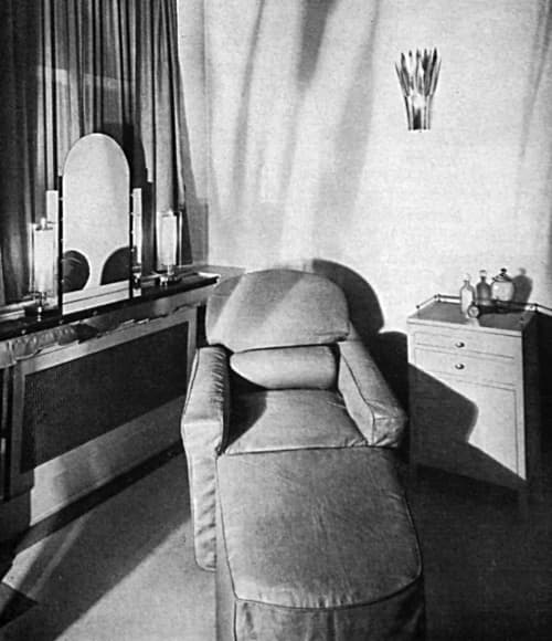 1930 Treatment room