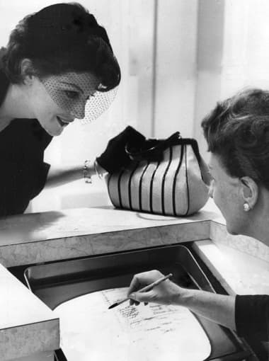 1958 Reception desk in the Charles of the Ritz salon