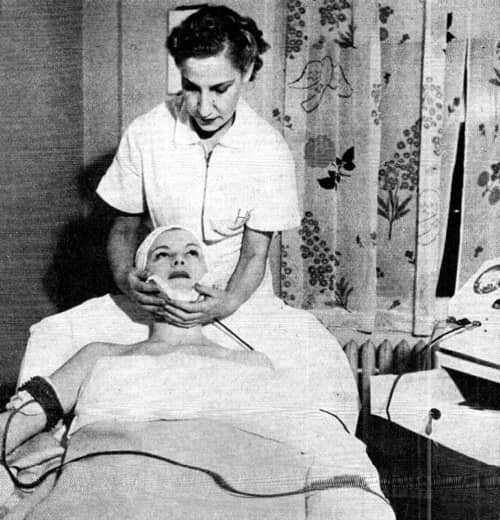 1939 Electro-tonic treatment