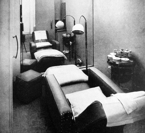 1948 Yardley salon in London